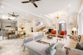 Staymaster Tropical Oasis 4 BR Pvt Pool Garden